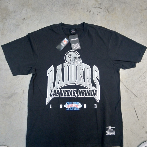 Majestics Super Champ arch Tee