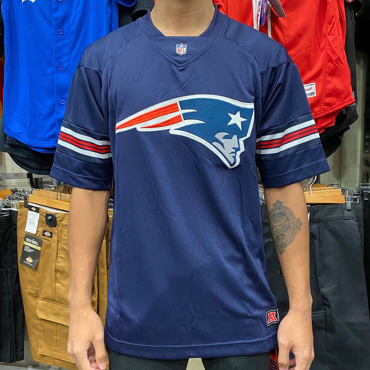 Majestic Apparel NFL Replica Jersey - Tops-T-shirts : All Out Co. -  Majestics