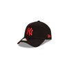 940 Black Scarlet Snapback